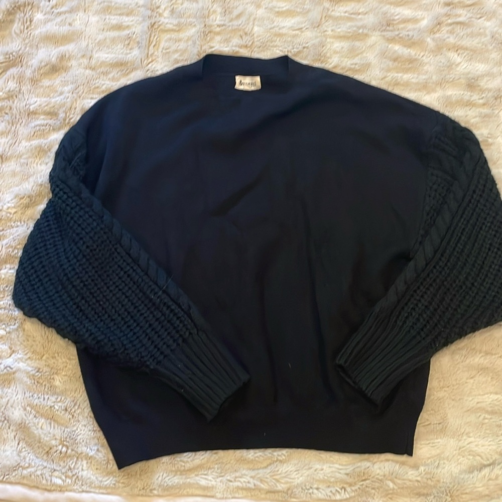 Women’s black sweater, size, large. - Picture 1 of 1